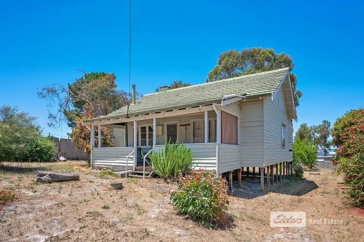 28 Porter Street, Collie WA 6225