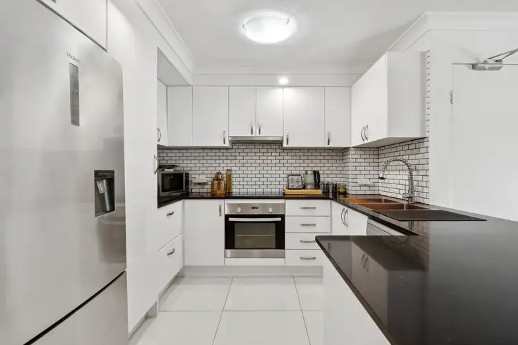 7/27 Wharf Road, Surfers Paradise QLD 4217