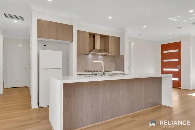 4 Aaron Road, Tarneit VIC 3029