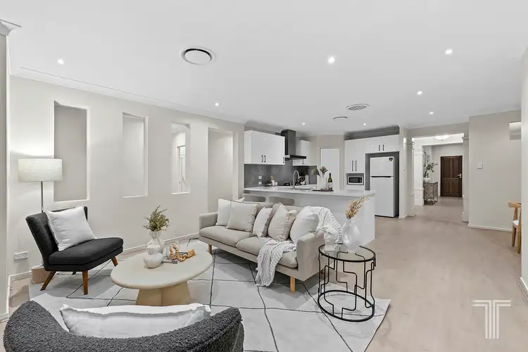 102 Rowland Avenue, Wakerley QLD 4154