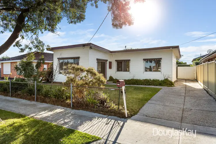 11 Frank Street, Sunshine West VIC 3020
