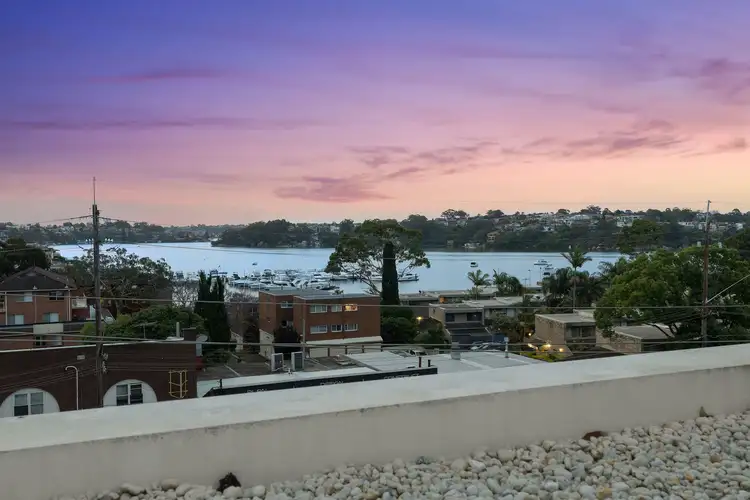 14/32-36 Princes Highway