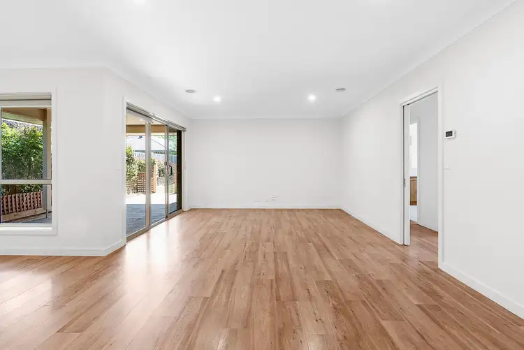 Fifth view of Homely house listing, 10 Jasmine Crescent, Ballan VIC 3342