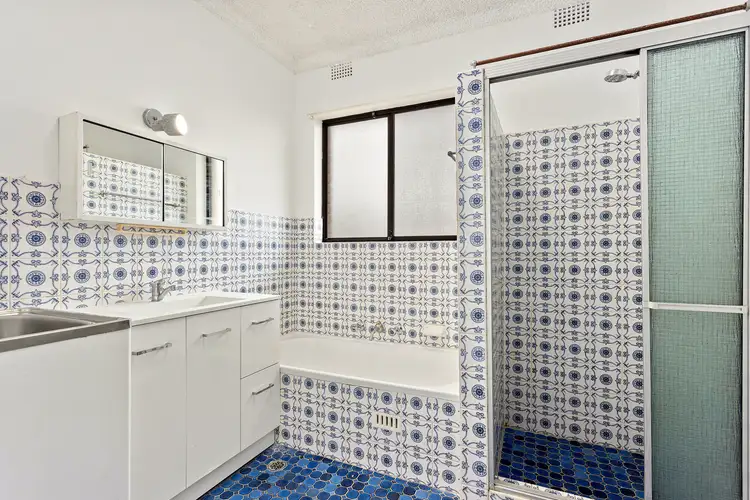 Sixth view of Homely apartment listing, 2/1 Gilmore Street, West Wollongong NSW 2500