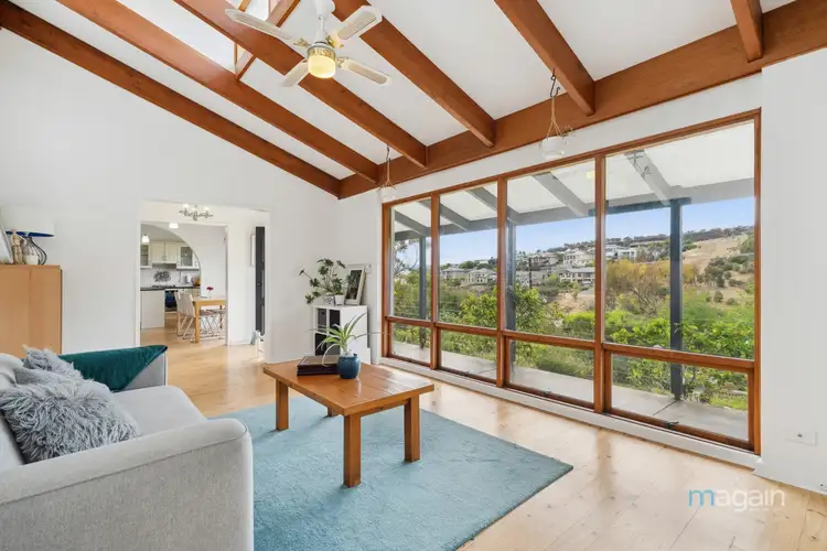 17 Karoona Crescent, Seacombe Heights SA 5047