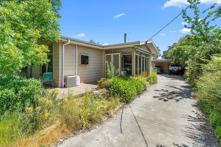 12 Speke Street, Beaufort VIC 3373