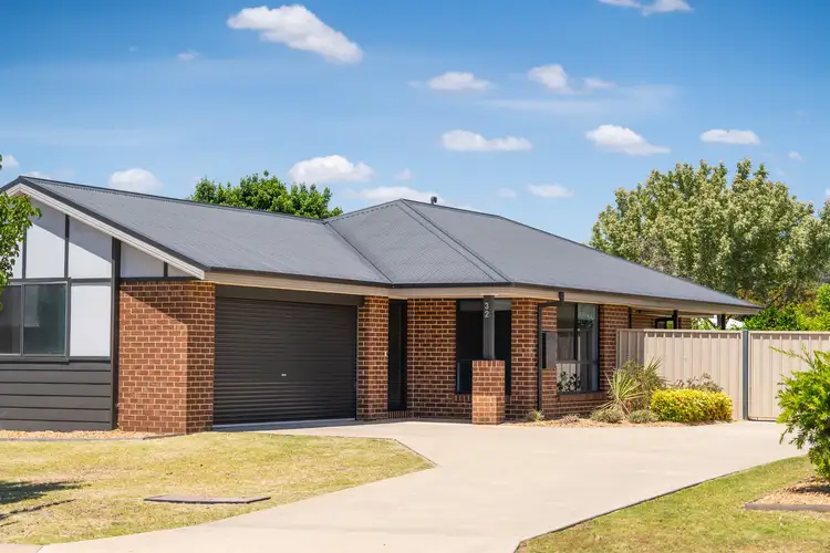 32 Pech Avenue, Jindera NSW 2642
