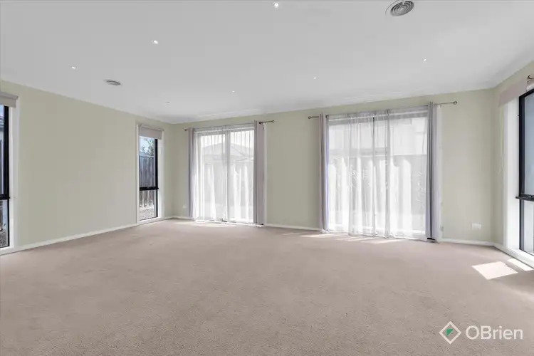 Sixth view of Homely house listing, 1 Florida Court, Burnside Heights VIC 3023
