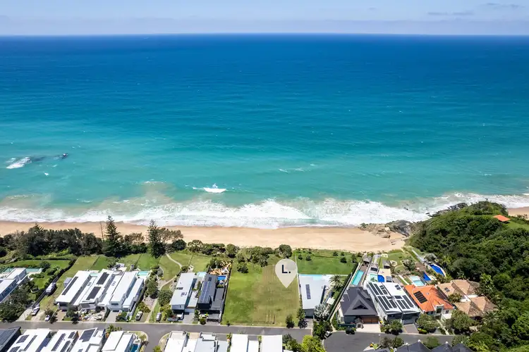 4 Oceanfront Drive, Sapphire Beach NSW 2450