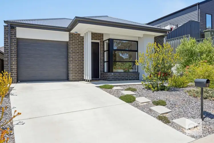 Second view of Homely house listing, 4 Colins Way, Onkaparinga Heights SA 5163