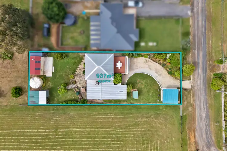 Second view of Homely house listing, 2 Scott Avenue, Kinglake West VIC 3757