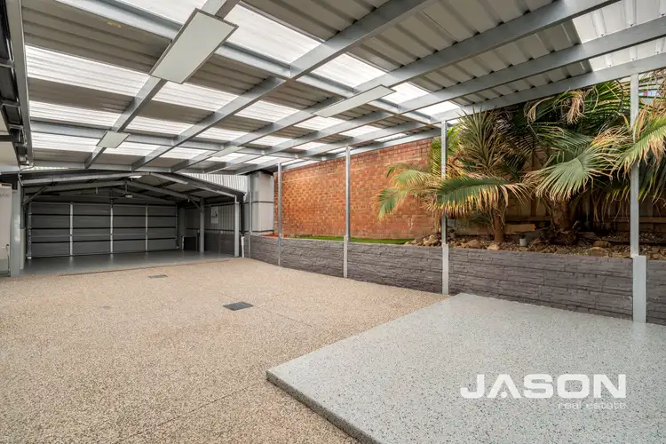 Sixth view of Homely house listing, 2 Gorae Court, Westmeadows VIC 3049