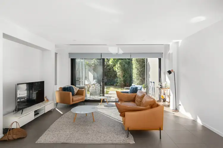 Fifth view of Homely semi-detached listing, 2/5 Gardenia Grove, Burleigh Heads QLD 4220