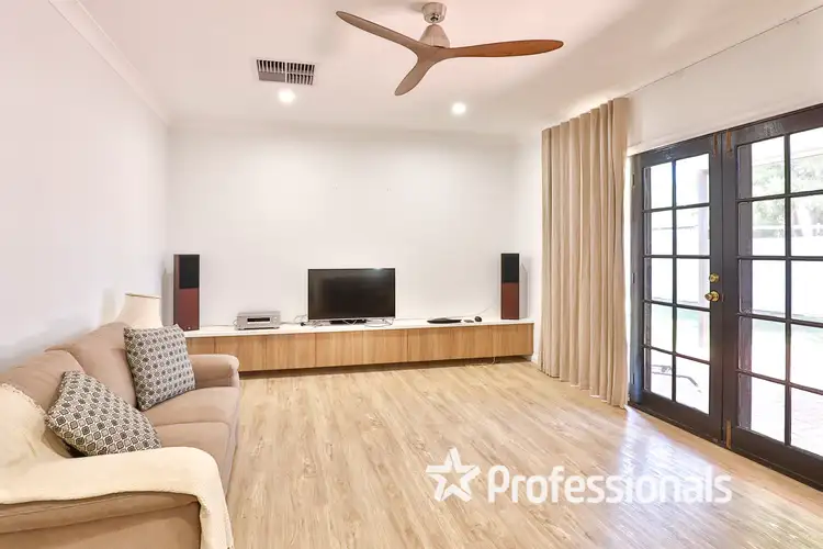 Fifth view of Homely house listing, 16 Ribarits Court, Mildura VIC 3500