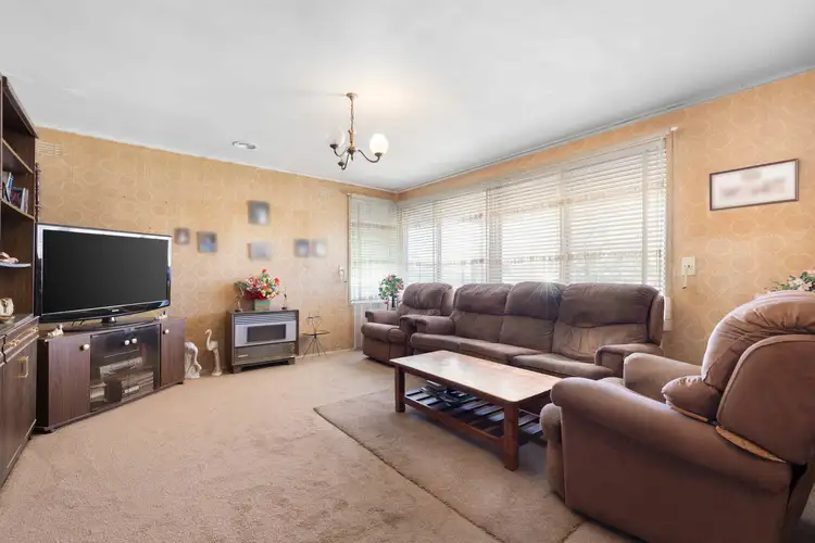 Fourth view of Homely house listing, 27 Clunes Avenue, Dallas VIC 3047