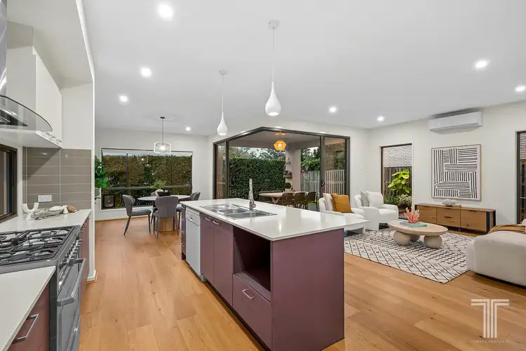 Fourth view of Homely house listing, 10 Eastwood Drive, Mansfield QLD 4122