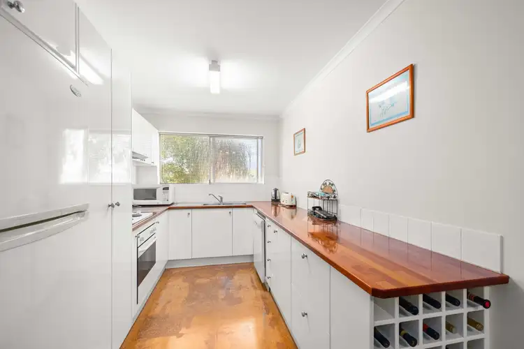 Sixth view of Homely unit listing, 2/32 Woodhill Avenue, Coorparoo QLD 4151
