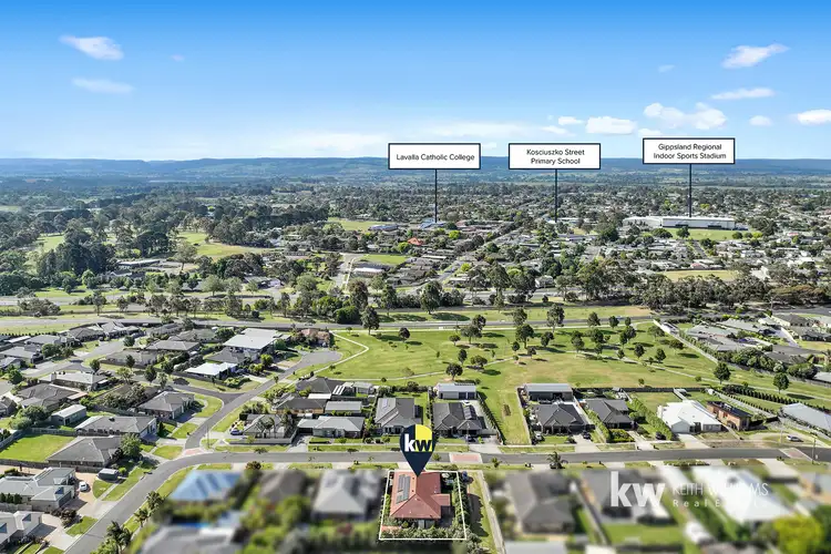 Second view of Homely house listing, 31 Oak Avenue, Traralgon VIC 3844