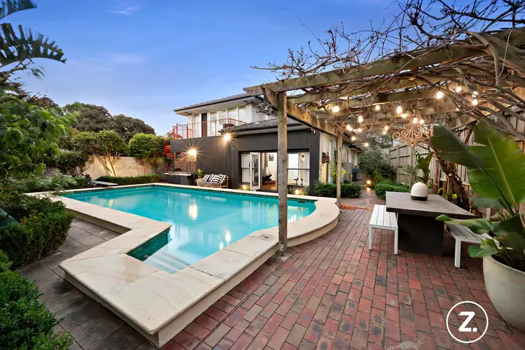 28 Gramatan Avenue