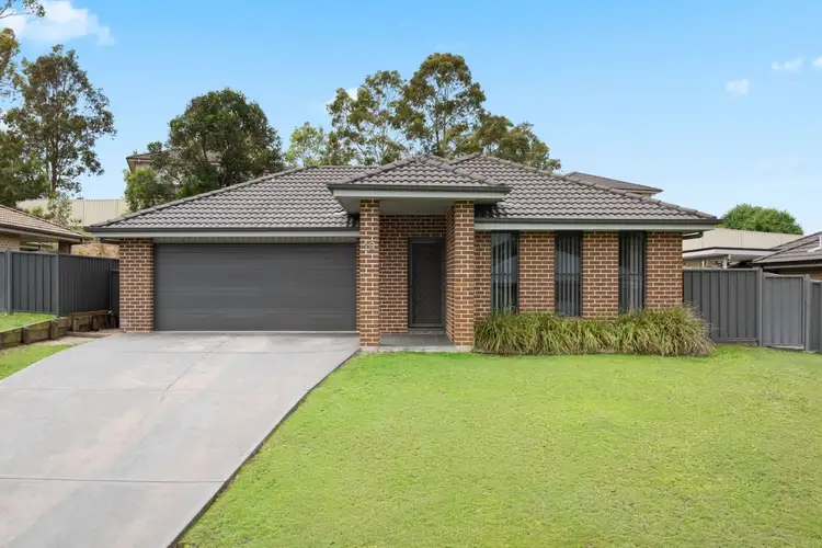 16 Pumphouse Crescent, Rutherford NSW 2320