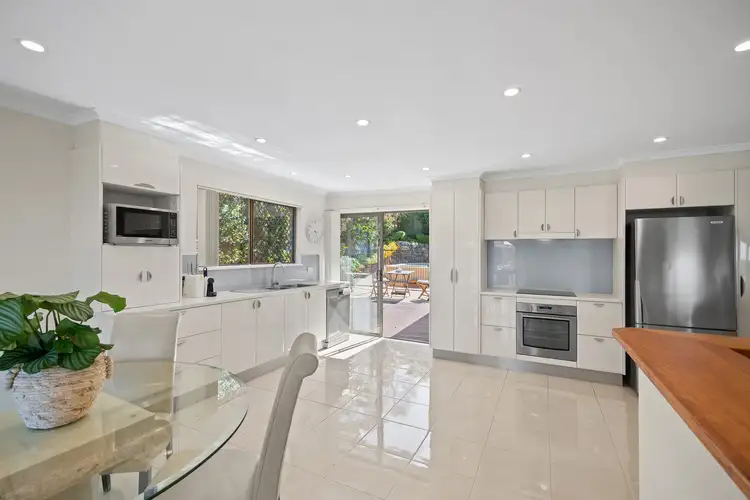 Sixth view of Homely house listing, 2 Norah Head Close, Bateau Bay NSW 2261