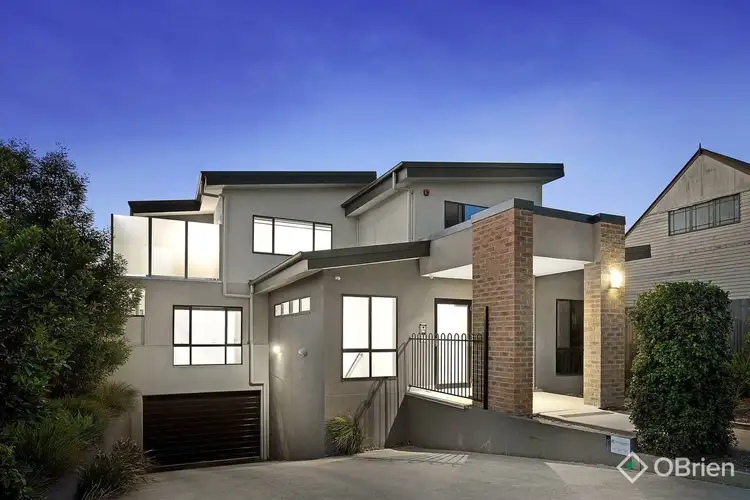 1/2 Woodvale Road, Boronia VIC 3155