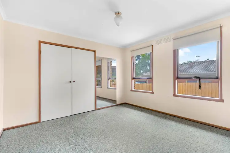 Sixth view of Homely house listing, 16 Fraser Court, Sunbury VIC 3429