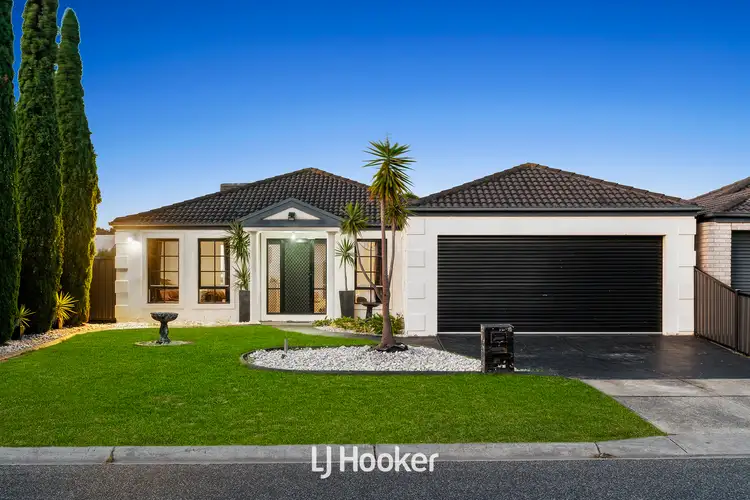 15 Beech Place, Hallam VIC 3803
