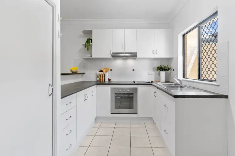Sixth view of Homely unit listing, 21/190-194 Irene Street, Mooroobool QLD 4870