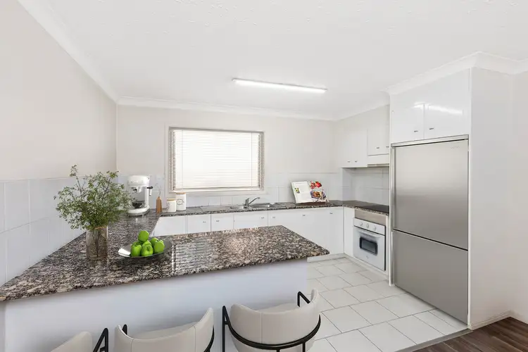 18/15 Finney Road, Indooroopilly QLD 4068