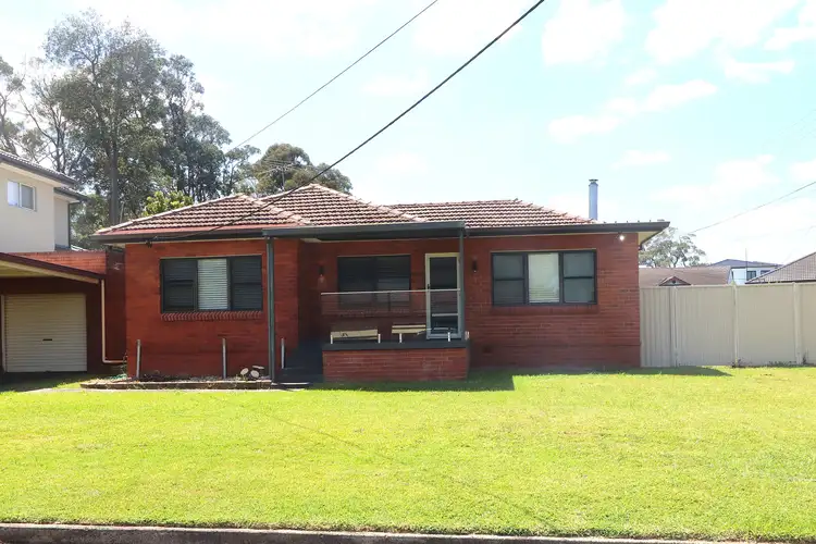11 Kathleen Parade