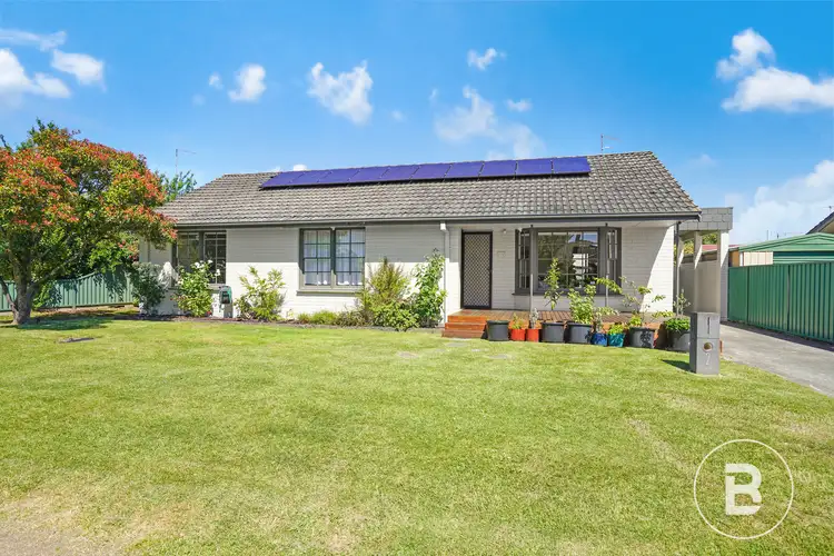 2 Towong Street, Alfredton VIC 3350