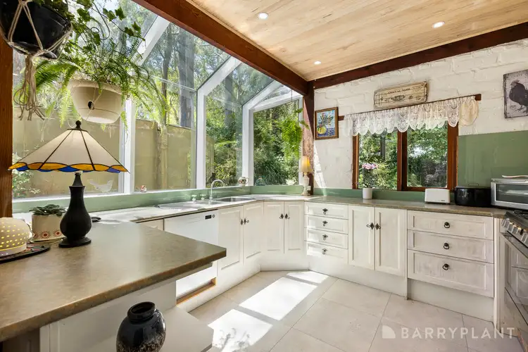 11 James Street, Kinglake VIC 3763