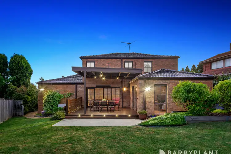 8 Talwood Close, Wantirna South VIC 3152