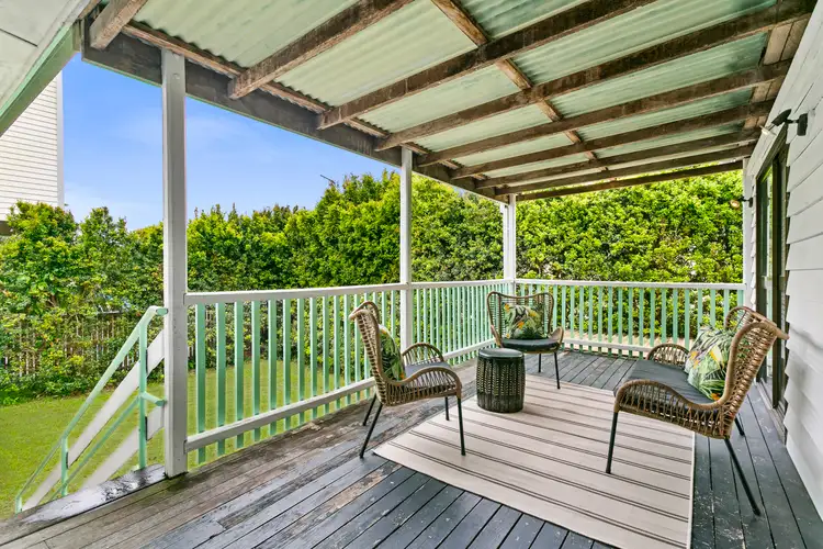 35 Echlin Street, Labrador QLD 4215