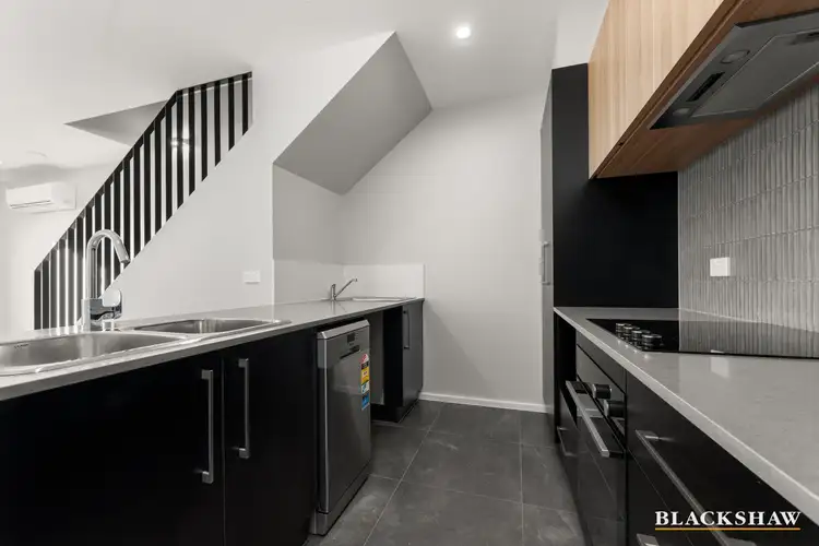 48/53 Holborrow Avenue