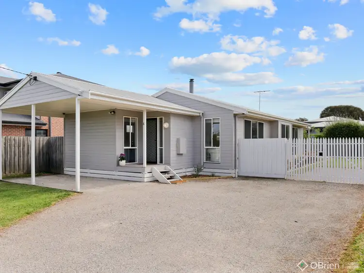 6 Irving Road, Cowes VIC 3922