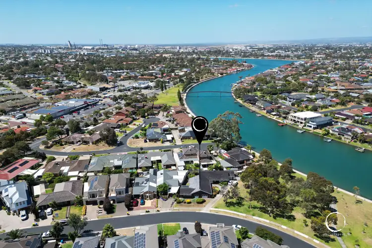 1/49 Heysen Crescent, West Lakes Shore SA 5020
