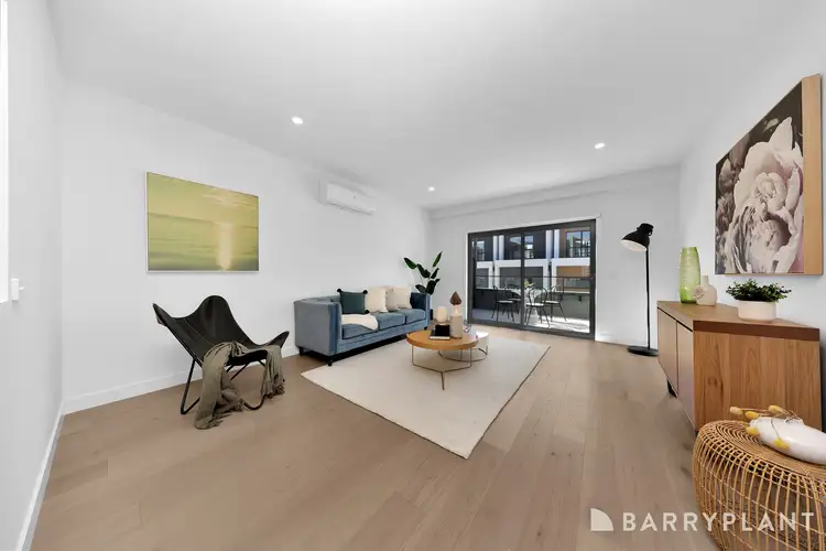 29 Casalingo Boulevard, Mill Park VIC 3082