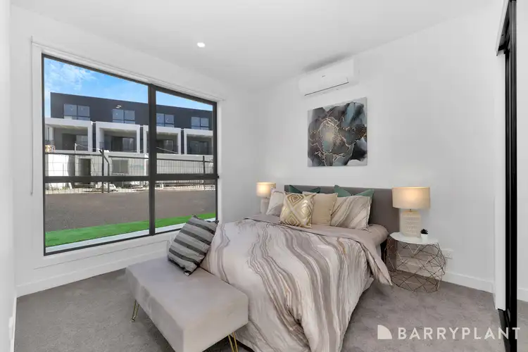 Sixth view of Homely house listing, 29 Casalingo Boulevard, Mill Park VIC 3082
