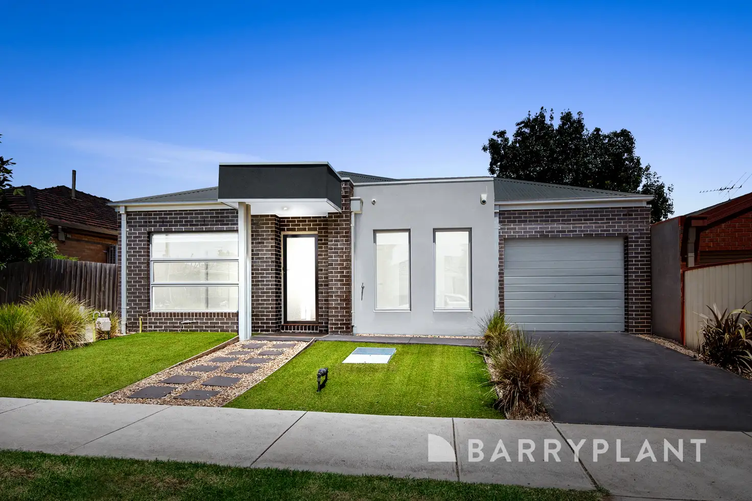 Main view of Homely unit listing, 1/49 Ruth Street, St Albans VIC 3021