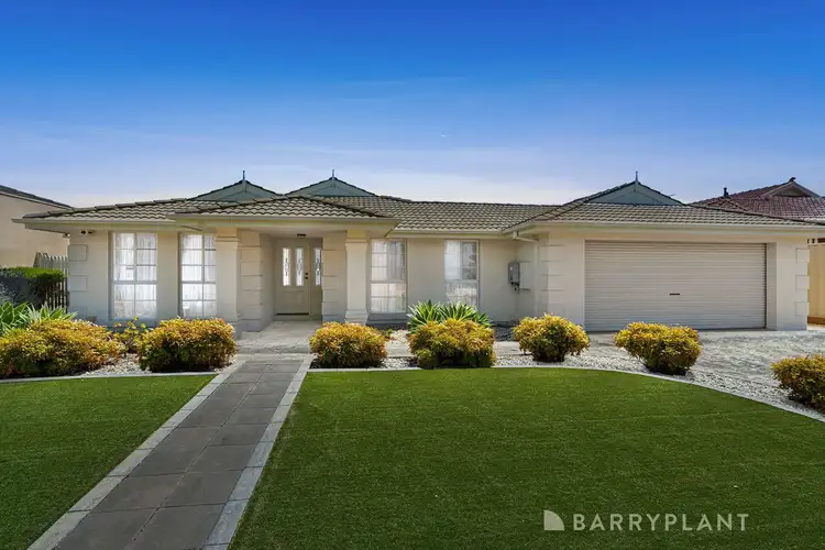 19 Capricorn Court, Taylors Lakes VIC 3038