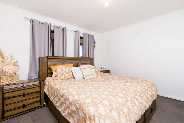 Fifth view of Homely house listing, 4 Manhattan Court, Mildura VIC 3500
