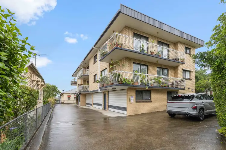 Third view of Homely unit listing, 4/14 Beet Street, Coorparoo QLD 4151