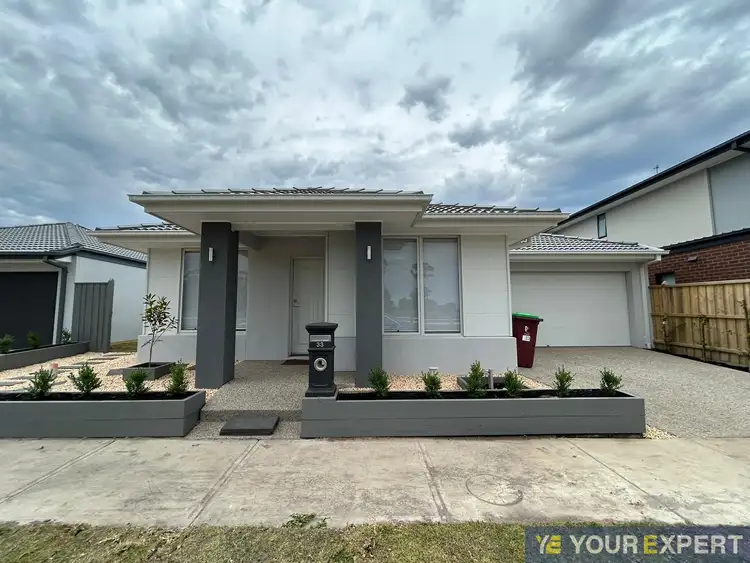 Main view of Homely house listing, 33 Makalu Circuit, Clyde North VIC 3978