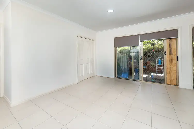 Fourth view of Homely townhouse listing, 2/8 Mitchell Street, Wodonga VIC 3690
