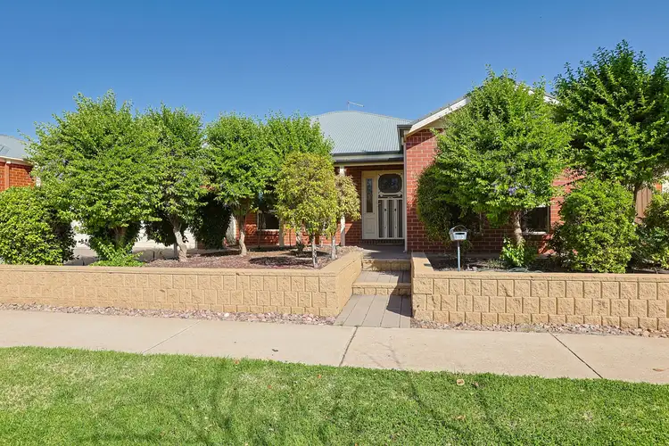 Second view of Homely house listing, 122 Dyar Avenue, Mildura VIC 3500