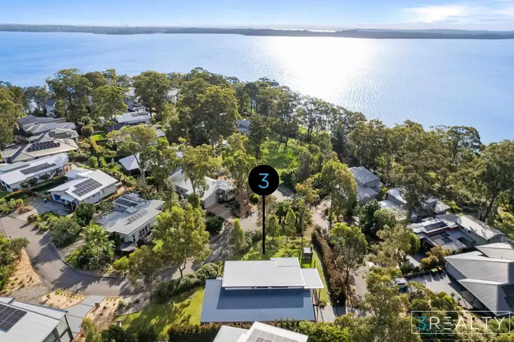 42 Lake Point Way