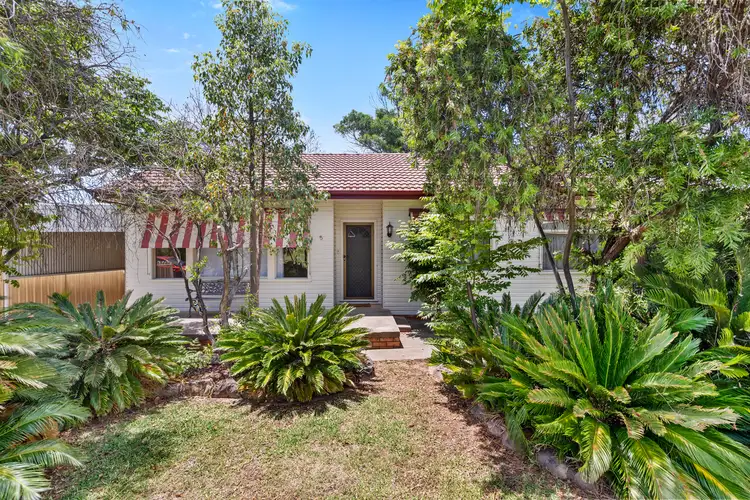 5 Croydon Avenue, Tamworth NSW 2340