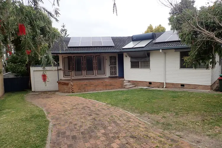 33 Ritchie Crescent, Taree NSW 2430